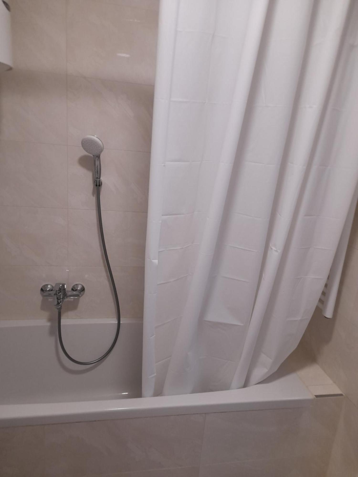 Apartman Lena บันยาลูกา ภายนอก รูปภาพ